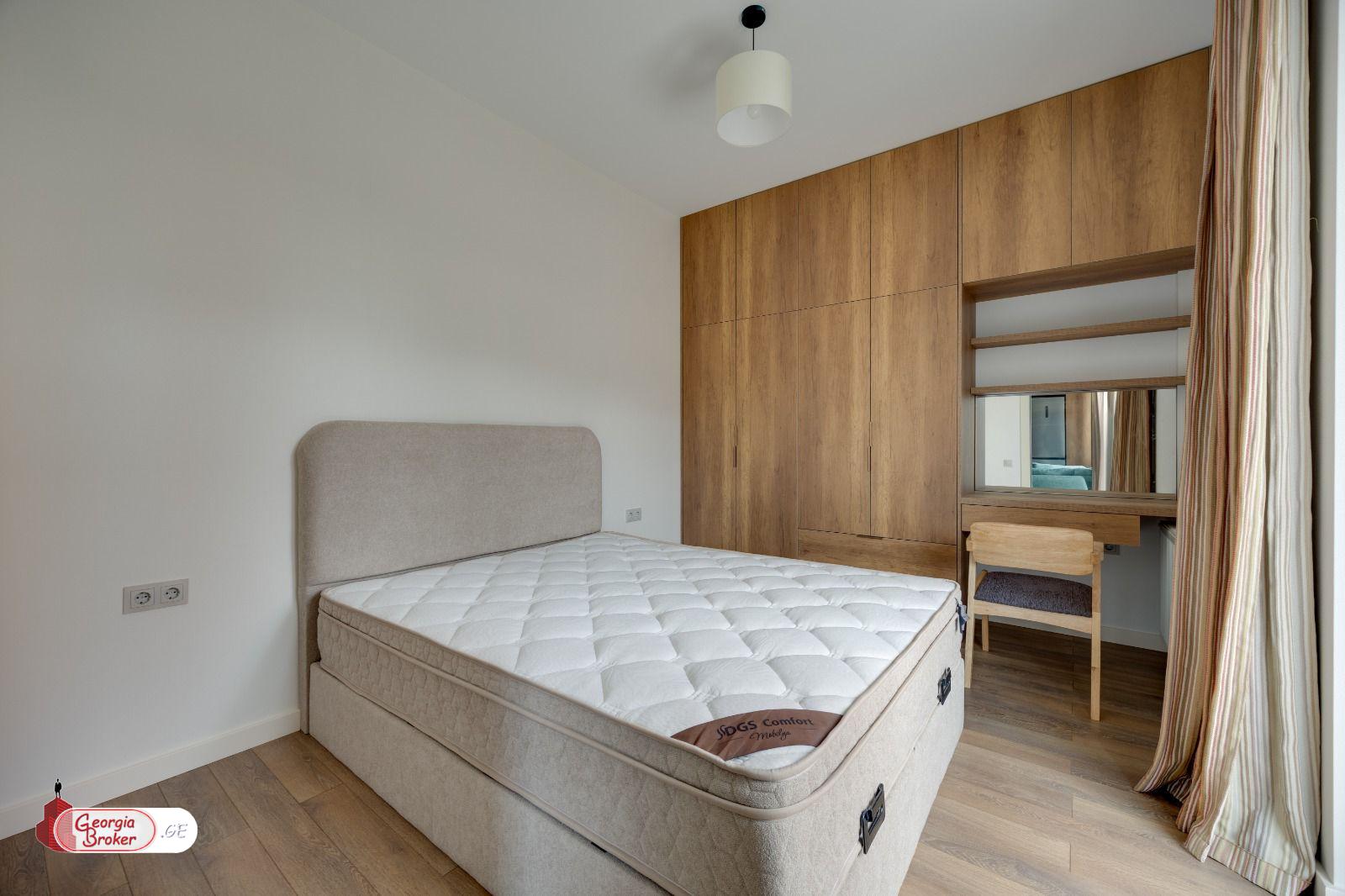 nearly repaired 3-room apartment for sale